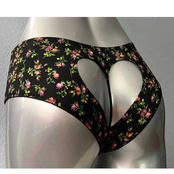 Victoria's Secret Intimates & Sleepwear Victorias Secret Nwt Very